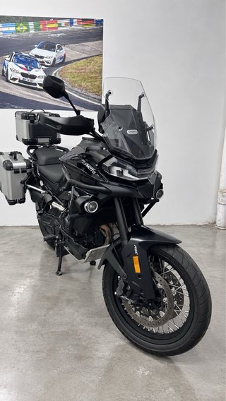 CF Moto 800 MT Explorer