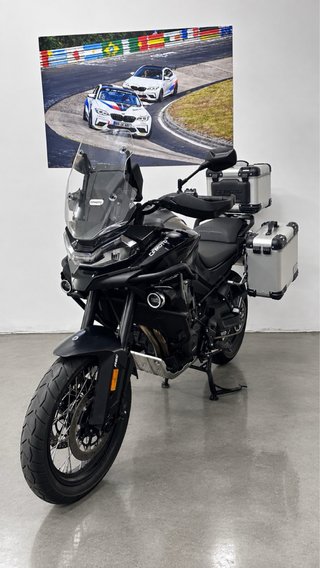 CF Moto 800 MT Explorer