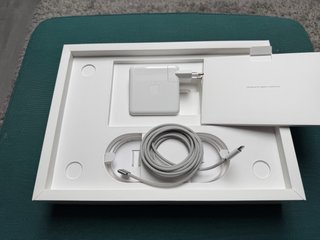 MacBook Pro 14 M1 Pro 16GB 512GB SSD Impoluto