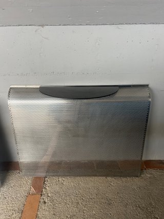 Cubre radiador acero inoxidable con balda