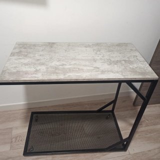 Mesa auxiliar moderna metal y madera