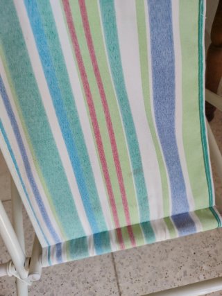 Sillita infantil plegable de rayas