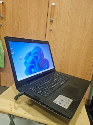 Dell Inspiron 5748 i5