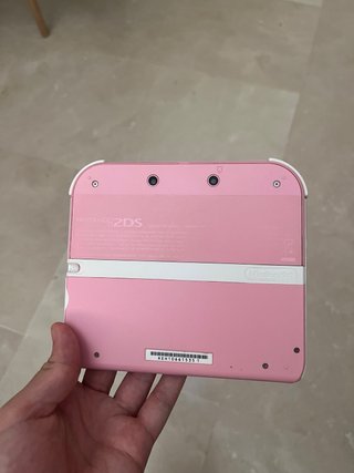 Nintendo 2DS Rosa + Disney Magical World