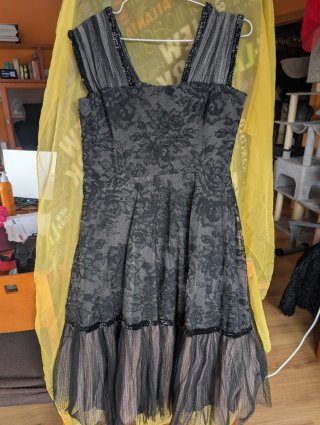 Vestido gótico vintage encaje y tul