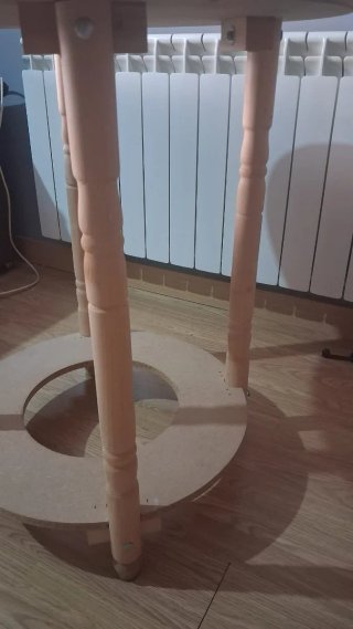 Mesa camilla redonda de madera