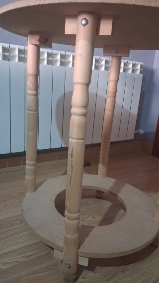 Mesa camilla redonda de madera