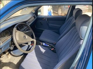 MERCEDES - BENZ 190 2.5 (W201) 1988