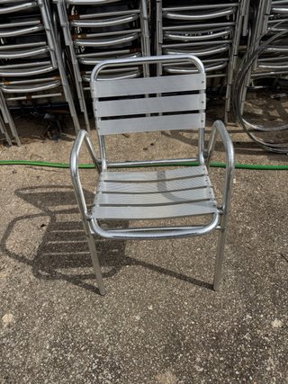 Sillas de terraza de aluminio apilables