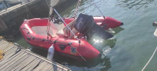 Zodiac Pro 470 con remolque