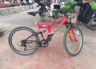 Bicicleta de Montaña Roja