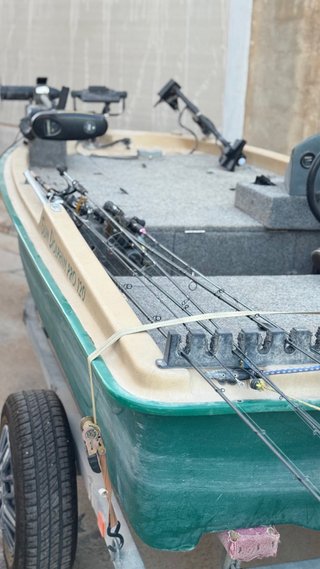 Barca de pesca Sun Dolphin Pro 120