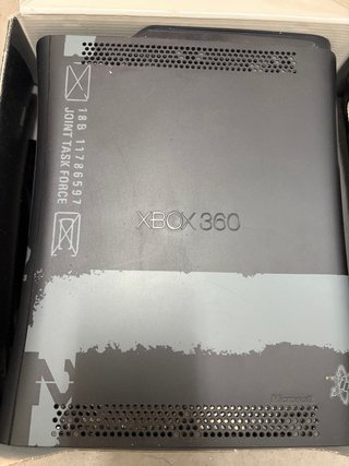 Xbox 360 Edición Limitada Call of Duty MW2