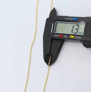 Cadena de oro de 18k. Peso: 6.86 gr.