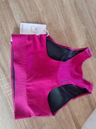 Top deportivo 4F rosa talla M