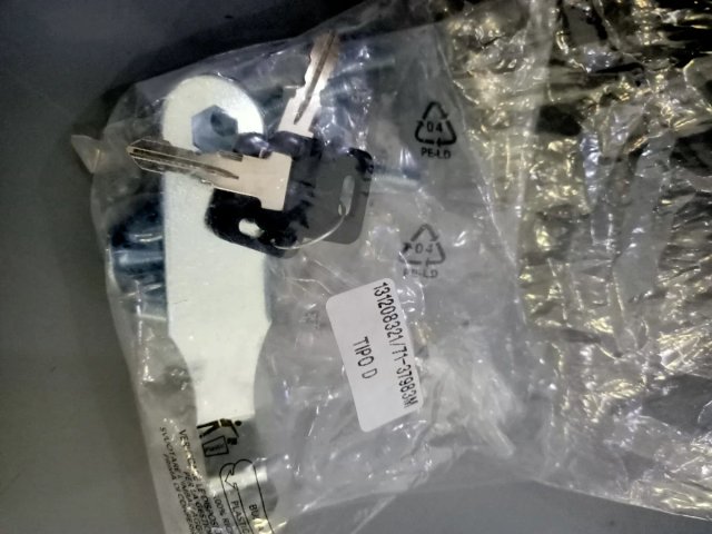 Barras de techo Twinny Load A57 7914057 Ford Focus - foto 7