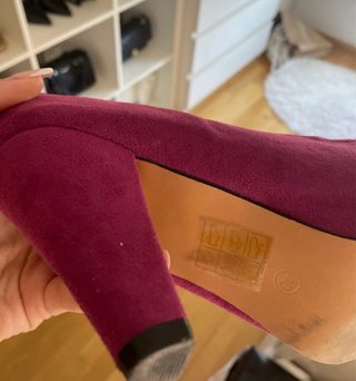 Botines morados de tacón
