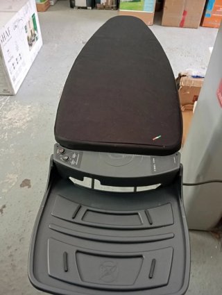 Tabla de planchar con soporte para plancha