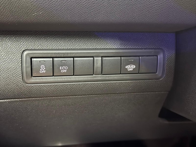 Peugeot 308 2016, foto 24