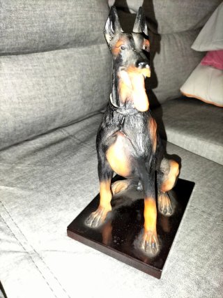 Figura Doberman Porcelana