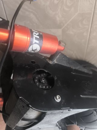Patinete eléctrico de cadena