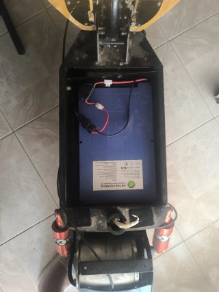 Patinete eléctrico de cadena