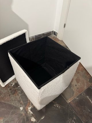 Puf de tela con almacenamiento