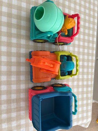 Juguetes camiones de construcción