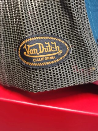 Gorra Von Dutch Azul y Roja Talla única