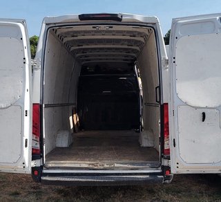 IVECO DAILY 35S13 2.3 Diésel 126CV | 222.000 km