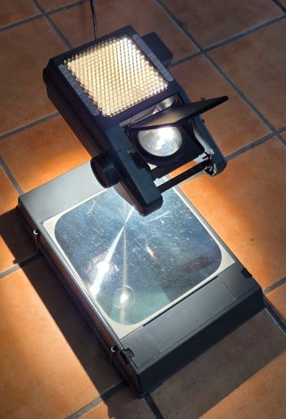 Proyector de Transparencias 3M portátil