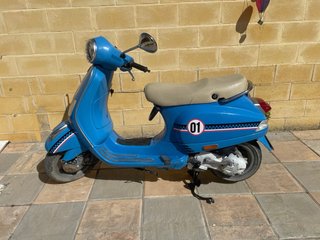 Vespa LX 50cc Azul