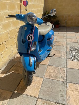 Vespa LX 50cc Azul