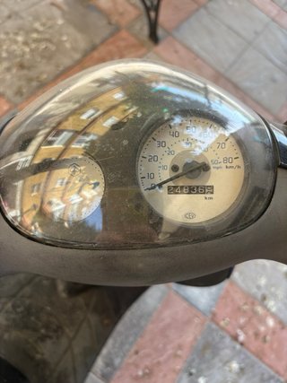 Piaggio Zip 2T Scooter