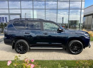 Toyota Land Cruiser 150 2023