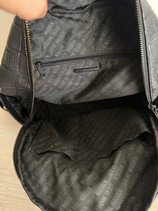 Mochila Steve Madden pequeña negra