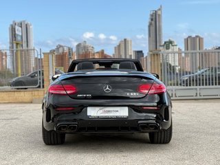 Mercedes-Benz Clase C 63 AMG S Cabrio / Año 2023