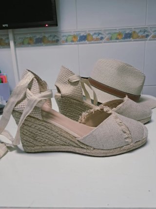 Cuñas beige lino Women'secret