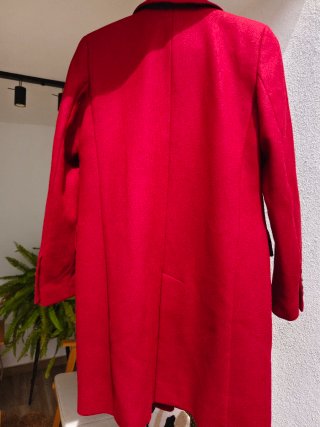 Abrigo Rojo Zara Talla M