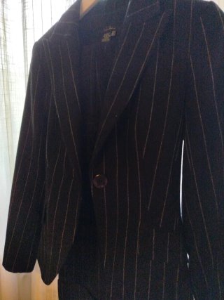 Traje Chaqueta y Pantalón rayas diplomatica.Mujer