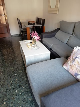 Comedor 6 sillas y sofá