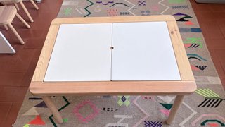 Set da gioco per bambini IKEA FLISAT + 2 sgabelli
