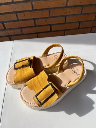 Sandalias Castell Mujer Amarillas Esparto