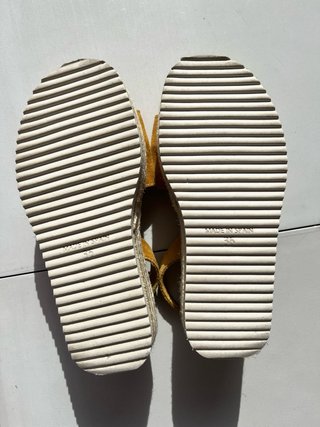 Sandalias Castell Mujer Amarillas Esparto