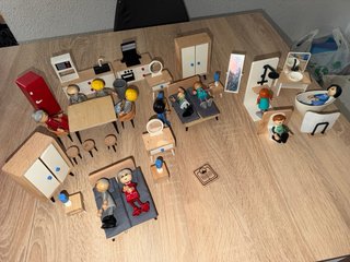 Muñecos de casa de muñecas