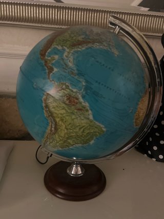 Mappamondo luminoso