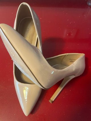 Zapatos de tacón ASOS color almendra shine rosado