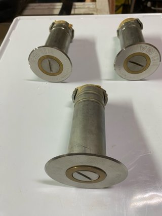 3 Cierres Suelo Anclaje Candado Persiana