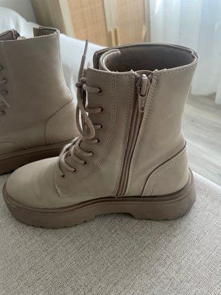 Botas Zara Talla 36 Beige