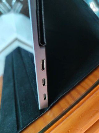 Monitor Portátil MSI Optix MAG161V 15.6 FullHD IPS